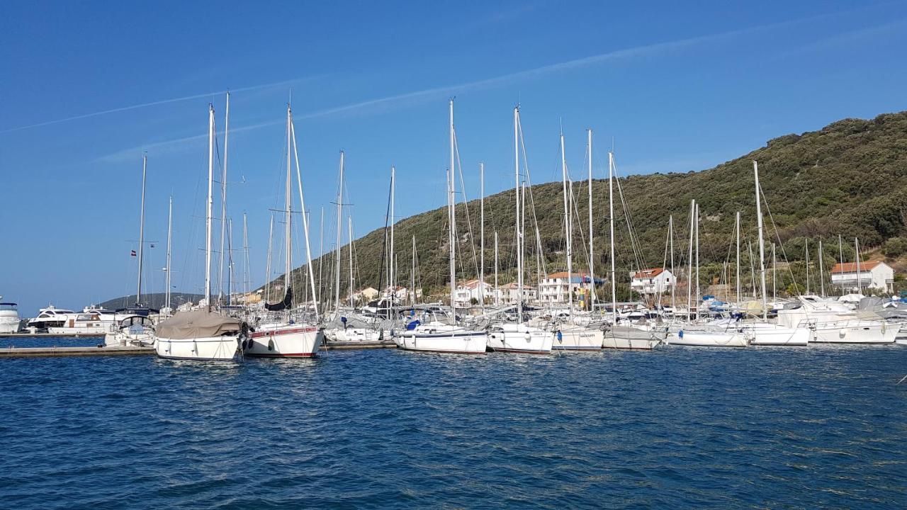 Guest House Galeb2 Супетарська Драґа Екстер'єр фото